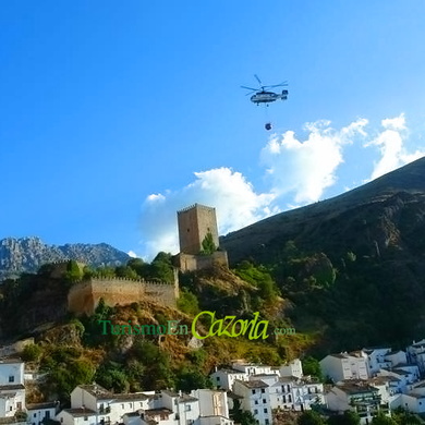 helicoptero-fuego-cazorla-2013-23.jpg