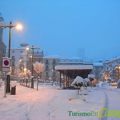 cazorla-ayuntamiento-nieve.jpg