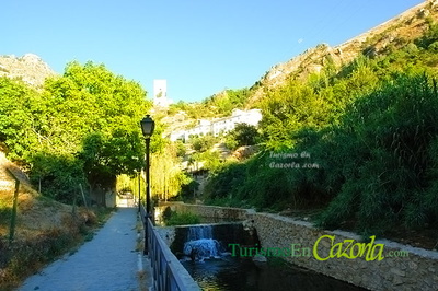 Paseo del Río Cerezuelo en Cazorla