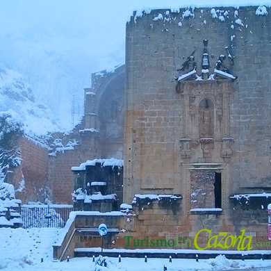 Ruinas de Santa María nevadas